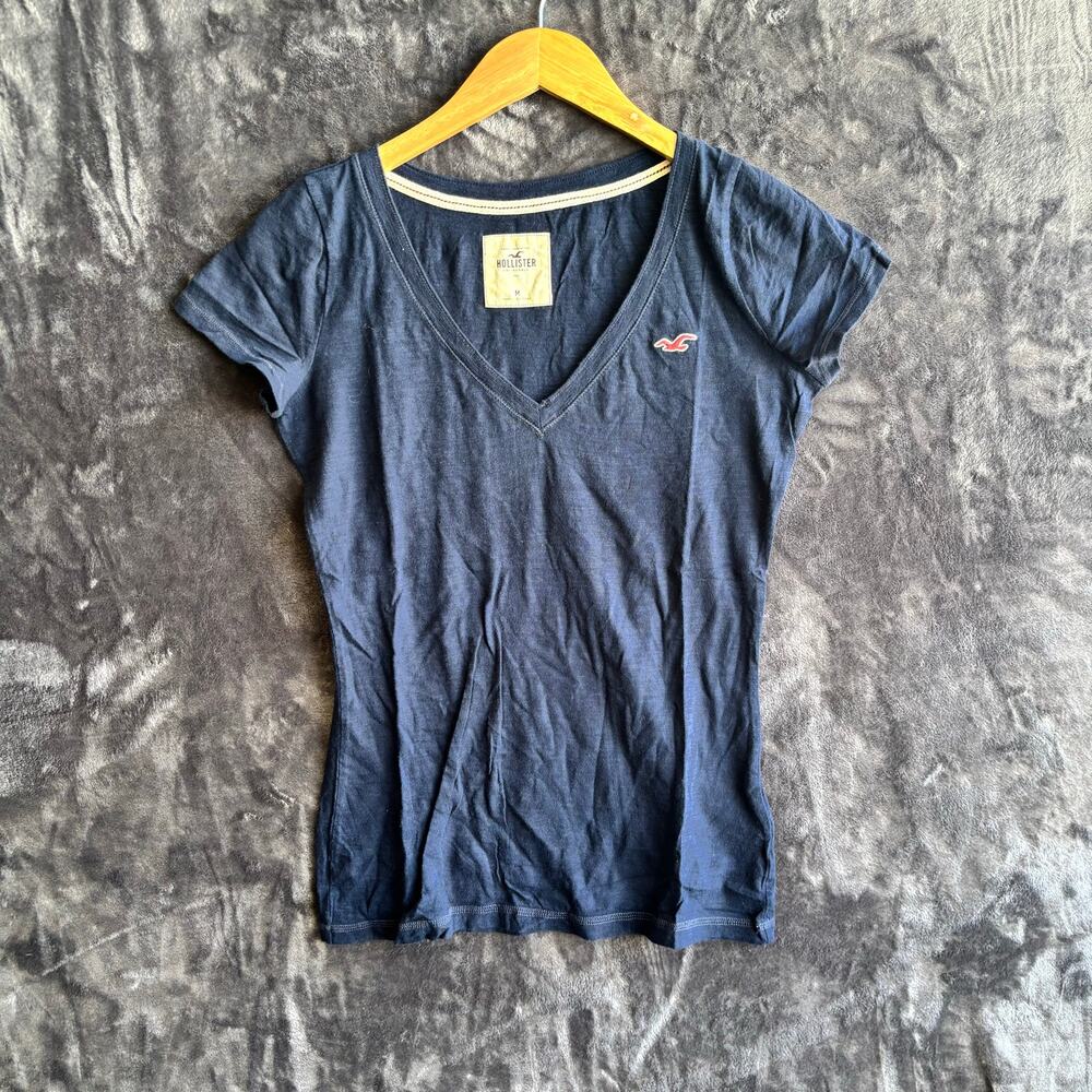 Hollister V-Neck T-Shirt